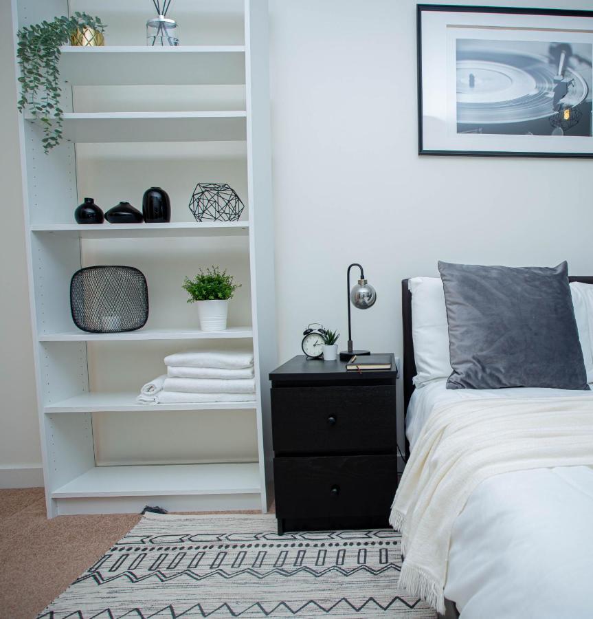 Nest Easy - Alpha House Apartment Northampton Exterior foto