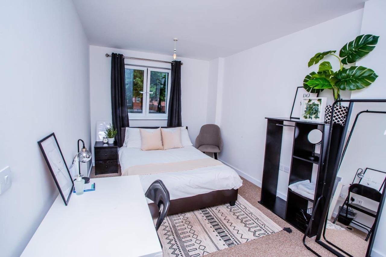 Nest Easy - Alpha House Apartment Northampton Cameră foto